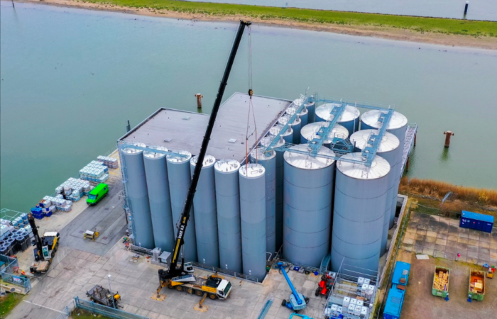 6 pieces 300m3 stainless steel storage tanks